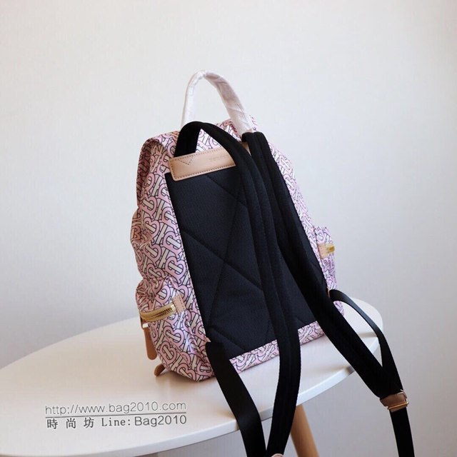 Burberry專櫃新款雙肩包 巴寶莉The Rucksack中號專屬標識印花尼龍軍旅背包  db1177